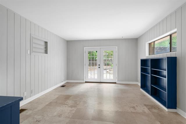 Building Photo - 6129 Reiger Ave