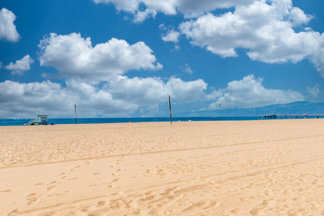 Beach - 12726 Caswell Ave