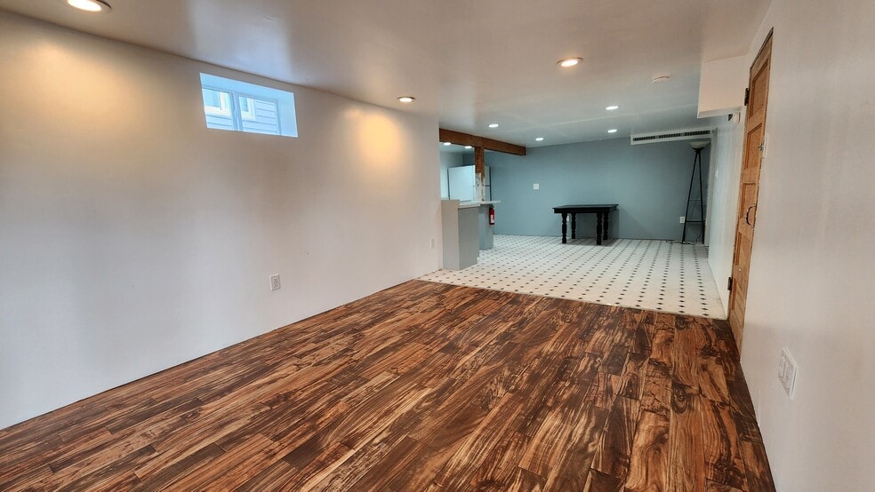 Building Photo - 1331 Rainier Ave