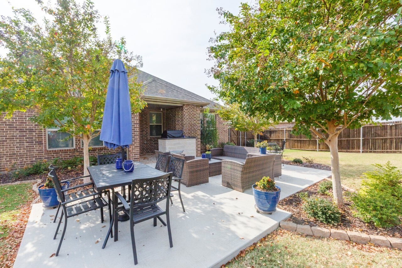 Building Photo - 3022 Maverick Dr