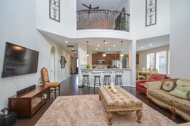 Building Photo - 23523 San Ricci Ct