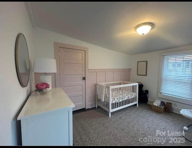 Building Photo - 135 Estelle Rd