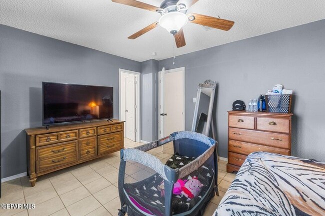 Building Photo - 2297 Lisa Sherr St