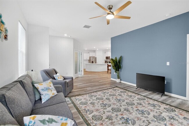 Building Photo - 4027 Westwood Flds Lp