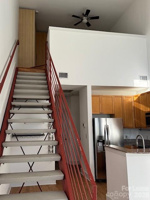 Building Photo - 115 E Park Ave