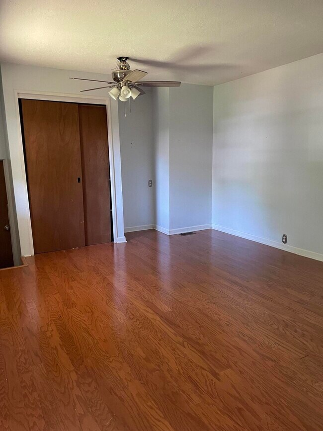 Building Photo - 768 Winyah Dr