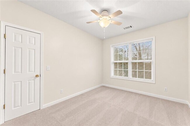 Building Photo - 3451 Leisure Ln