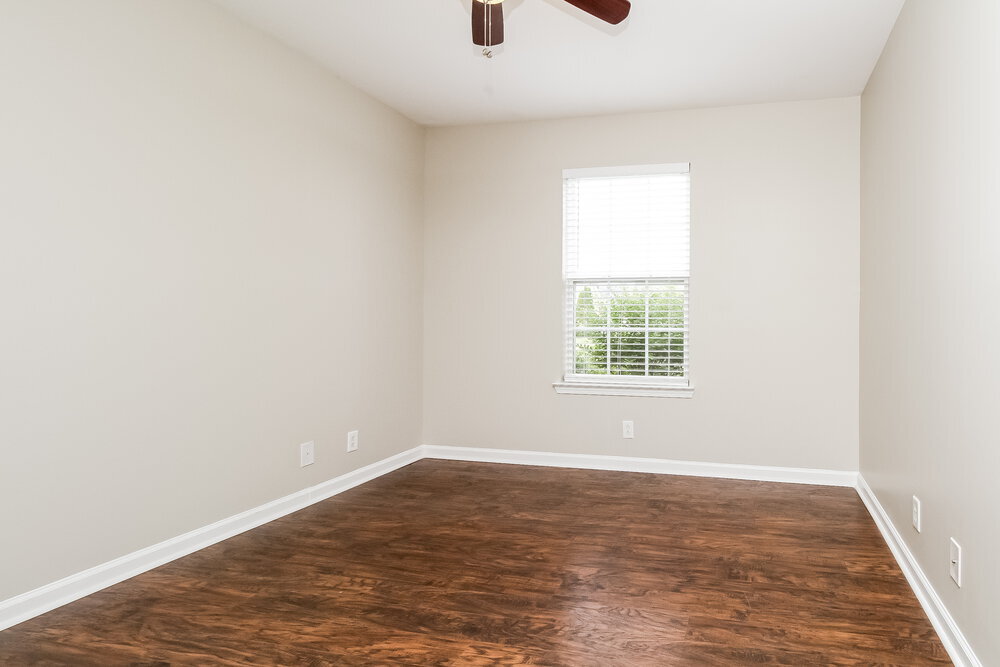 Building Photo - 2013 St Andrews Dr