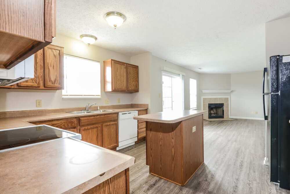 Building Photo - 8124 Painted Pony Dr