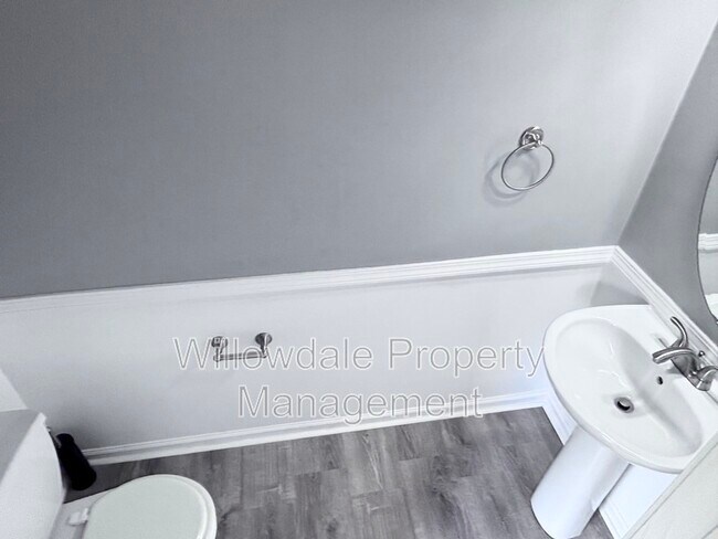 Building Photo - 108 Sturminster Dr