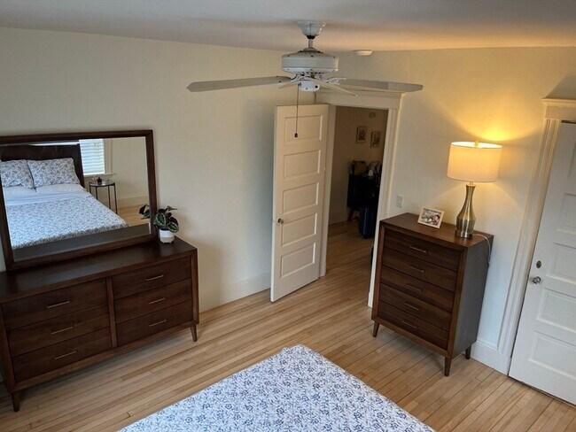 Building Photo - 175 Hancock St