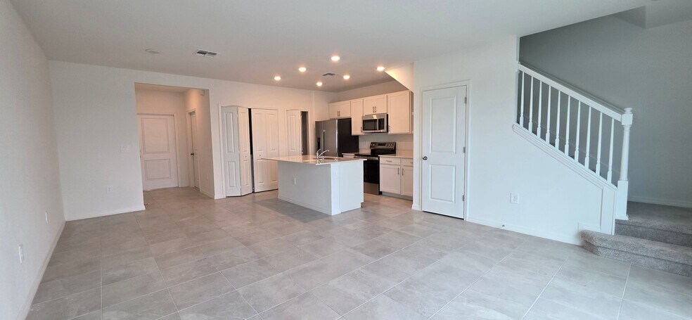 Building Photo - 14322 Lilac Sky Ter