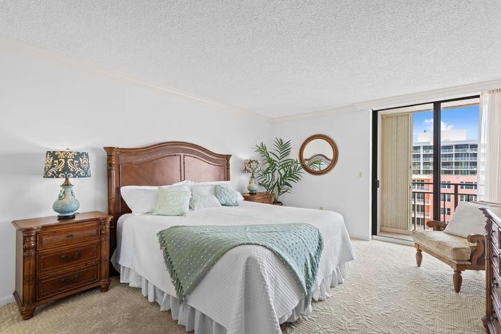 Building Photo - 3009 S Ocean Blvd