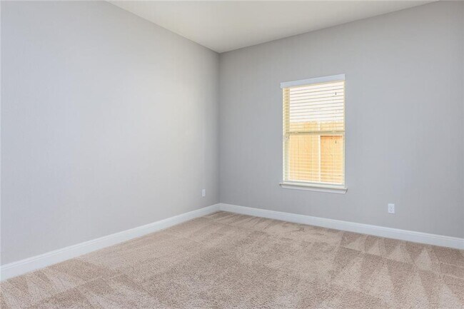 Building Photo - 5925 Gunnison Turn Rd