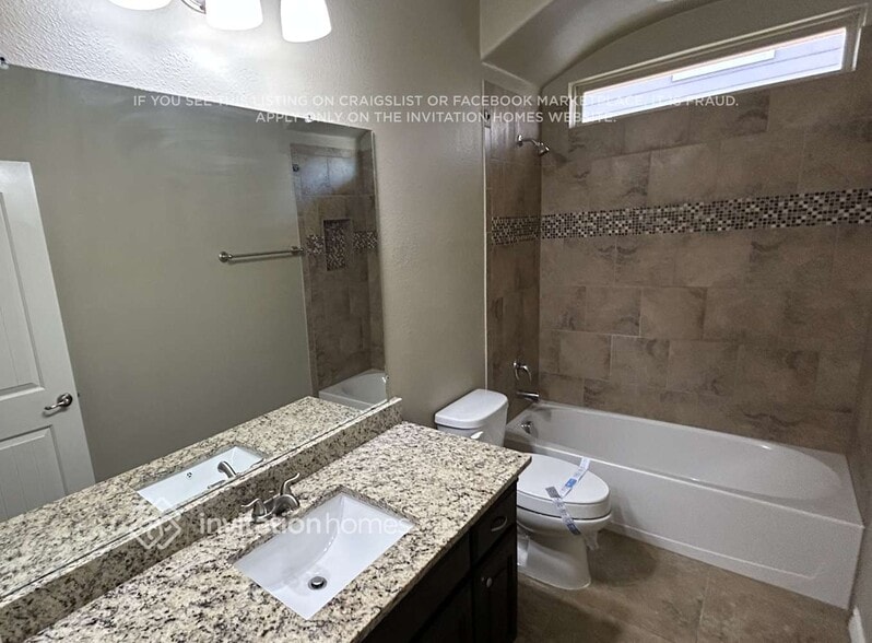 Building Photo - 1920 Homestead Way