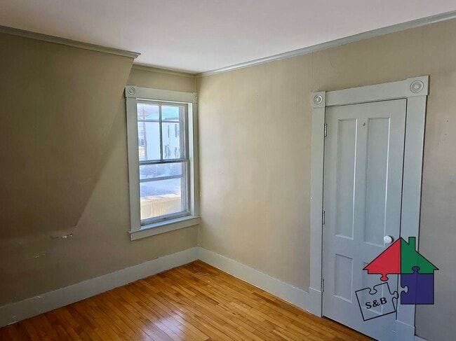 Building Photo - 3 Elmore St