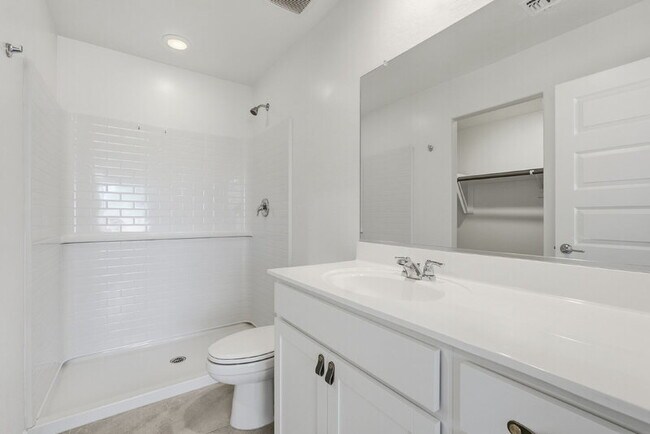 Building Photo - 12168 E Sunflower Ln