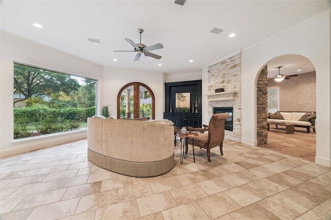 Building Photo - 16218 Barklea Rd