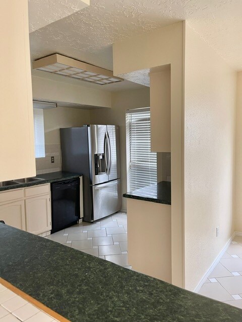 Building Photo - 6604 Belcamp Dr