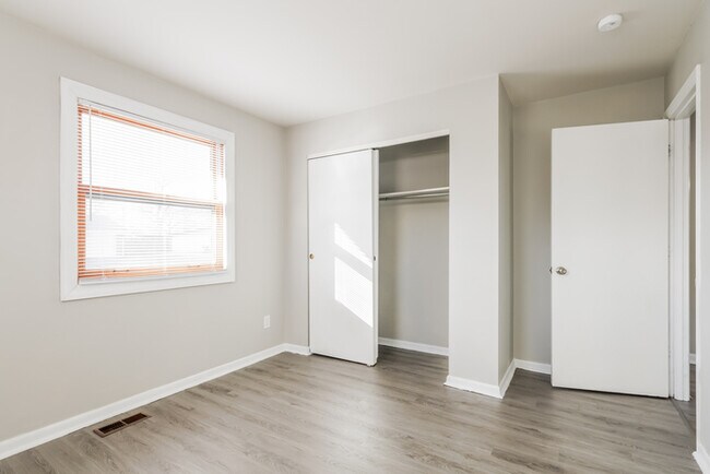 Building Photo - Stunning 3 Bedroom Home!