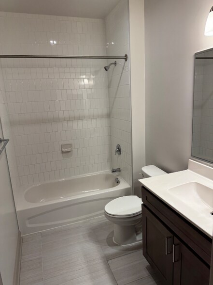 Building Photo - 2317 Huntington Ave