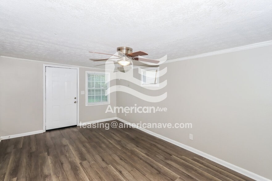 Building Photo - 104 Johns Rd