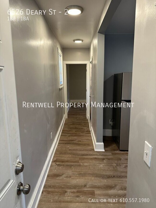 Building Photo - 6526 Deary St