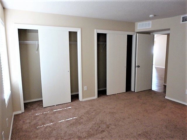 Building Photo - 3798 Cattle Dr NE