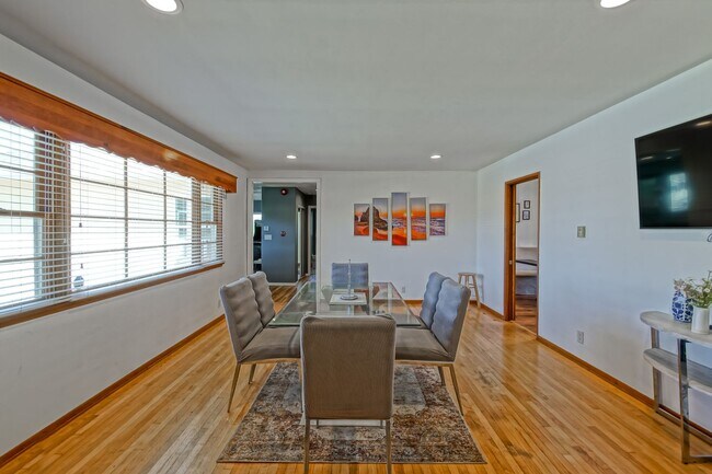 Building Photo - 2338 W 239th St