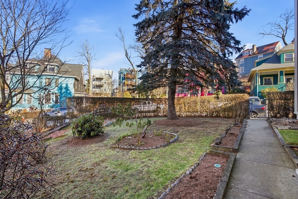 Building Photo - 23 Olmstead St