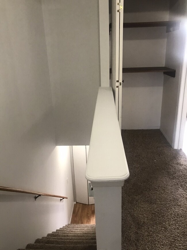 Building Photo - 440 22nd St E