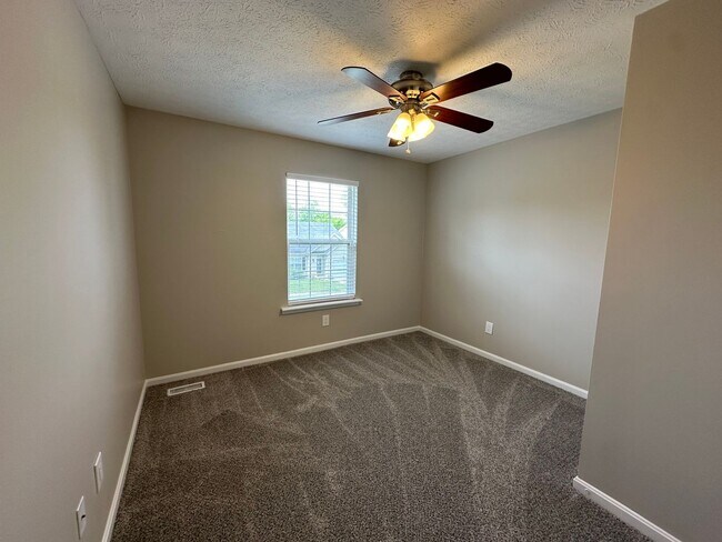 Building Photo - Spacious, Recently Updated J-Town 4BR / 1.5 BA Home for Rent!