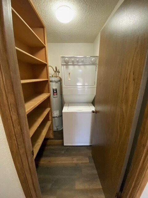 Building Photo - 107 La Villa Dr