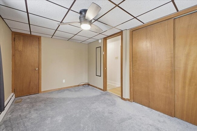 Building Photo - Single Home Available Just Under One Acre Lot!