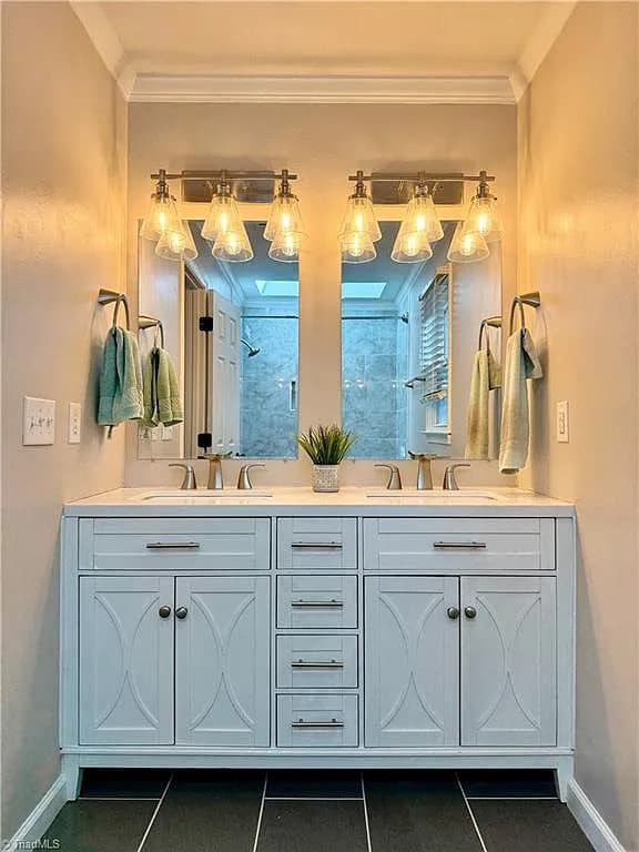 Building Photo - Earn Wealth While Leasing - Like a Homeown...