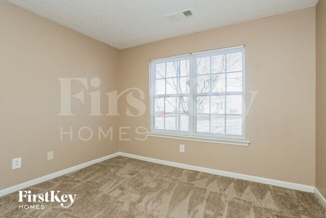 Building Photo - 1221 Andrews Dr