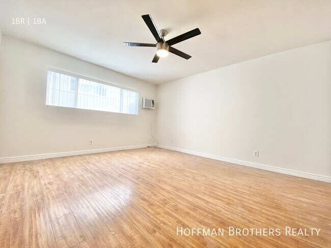 Building Photo - 5728 Camellia Ave