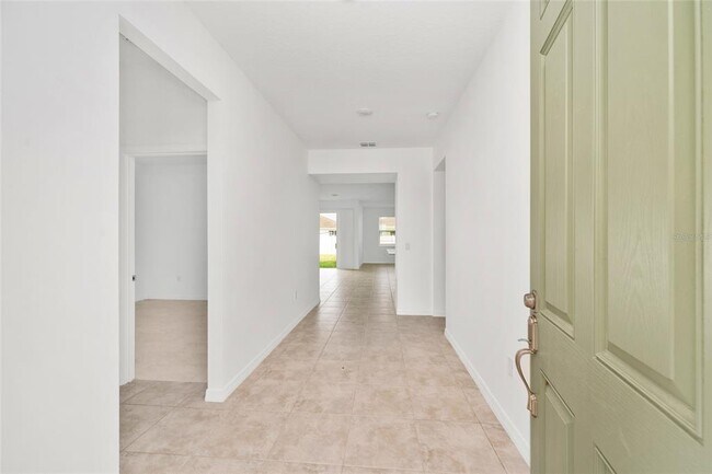 Building Photo - 6175 SW 74th Ct