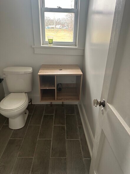 Building Photo - 56 Dobbs Ferry Rd