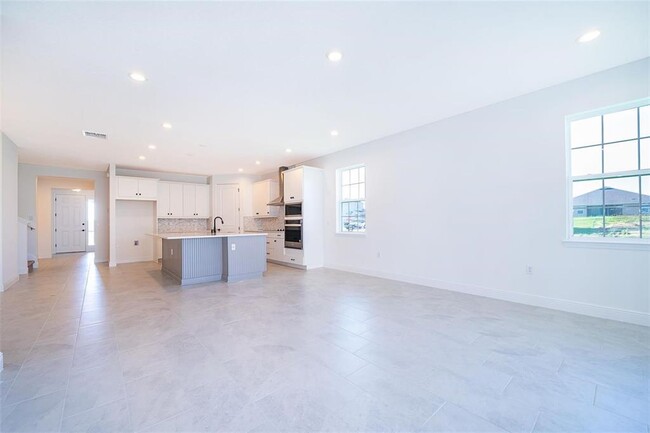 Building Photo - 4687 Cragmere Lp