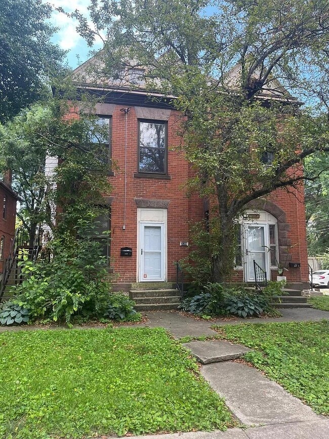 Primary Photo - 239 Wilber Ave