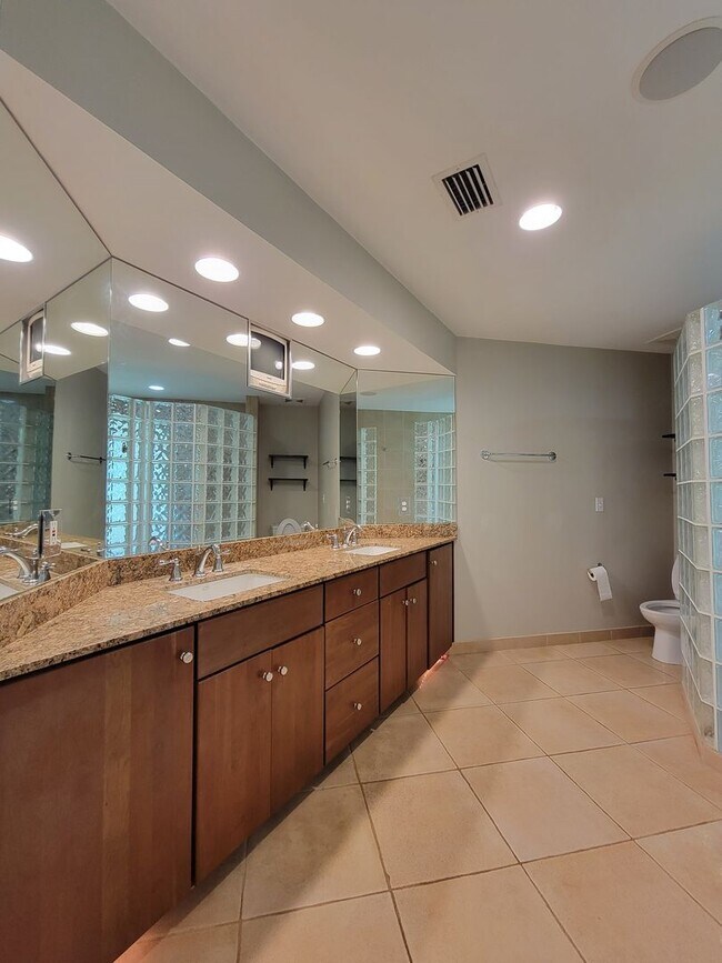 Building Photo - 4 bedroom house for rent on Killearn Estat...