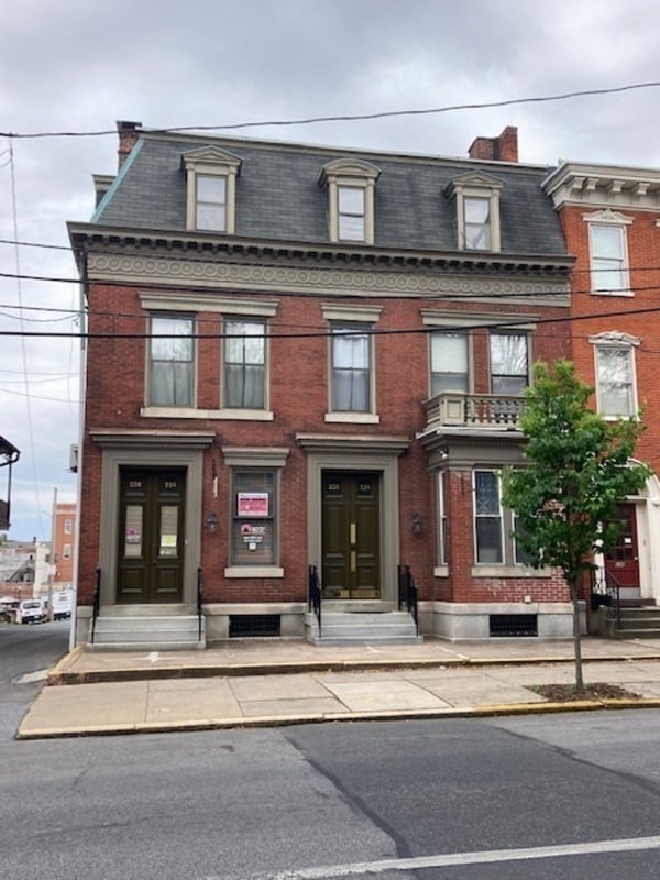 Building Photo - 228 N Duke St