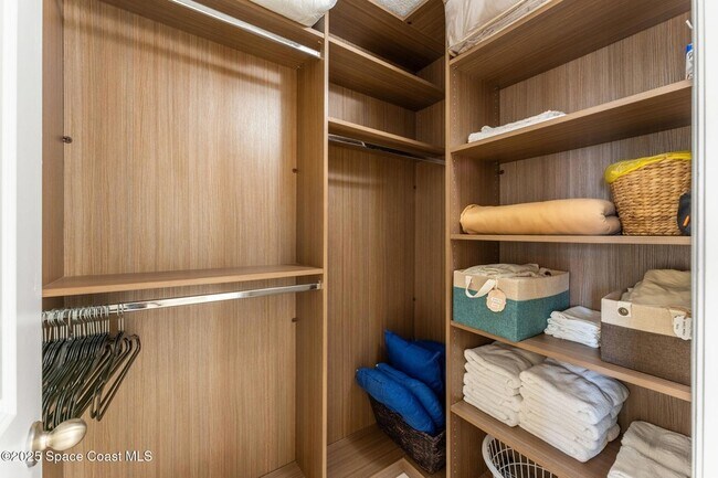 Building Photo - 430 Johnson Ave