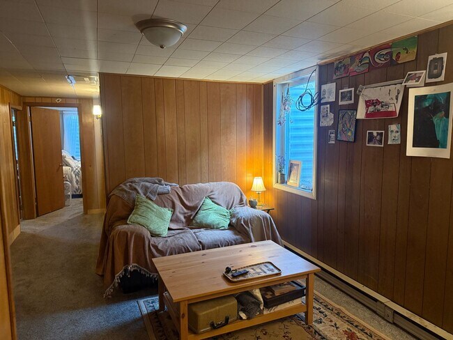 Building Photo - 2 Bed 1 Bath in Bozeman