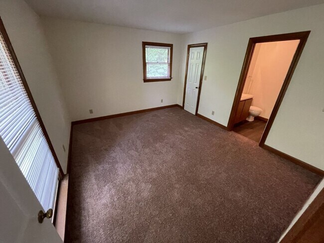 Building Photo - 3522 Ivy Commons Dr