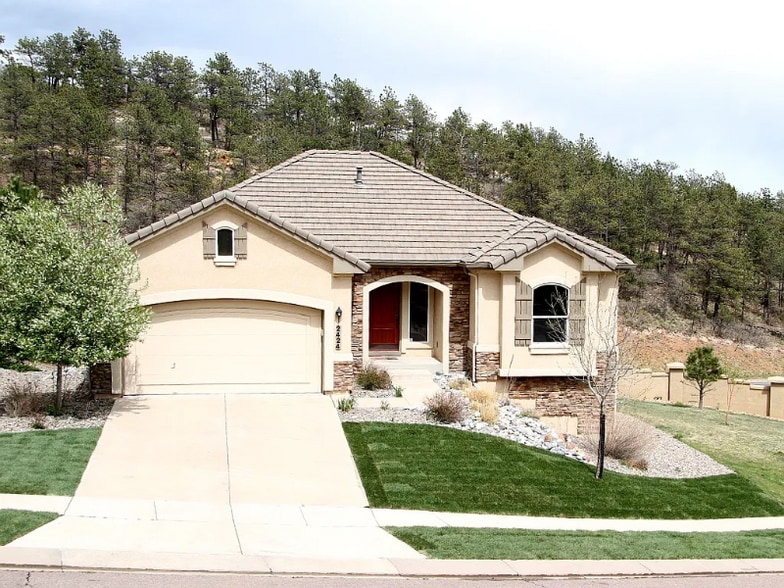 Primary Photo - 2424 Sierra Oak Dr
