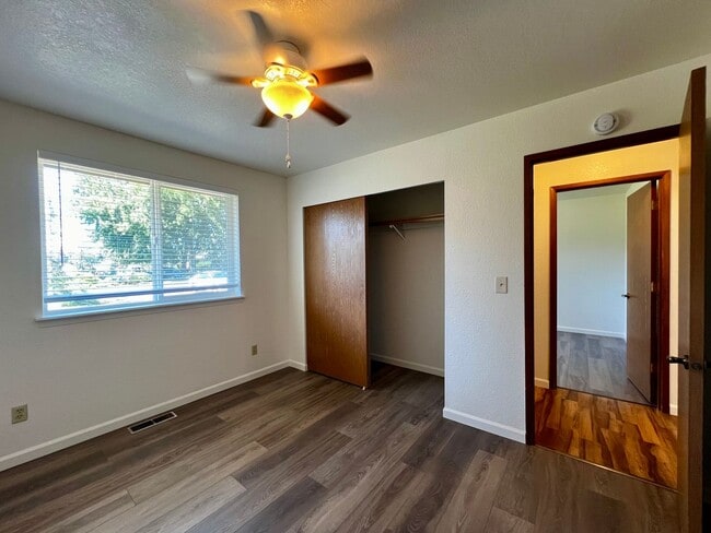 Building Photo - Non-Refundable & Security Deposit Total: $...