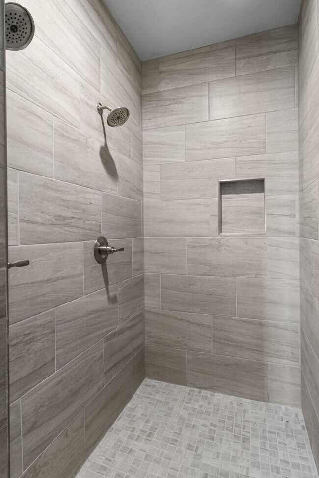 Building Photo - 15689 E Orch Vw Rd