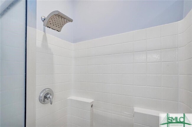Building Photo - 244 Vining Way